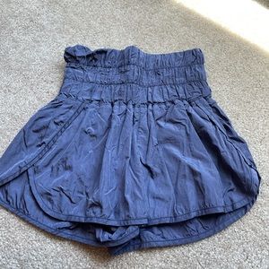 FREE PEOPLE SHORTS SIZE XS